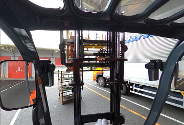 落下事故VR、高所での無理な移動